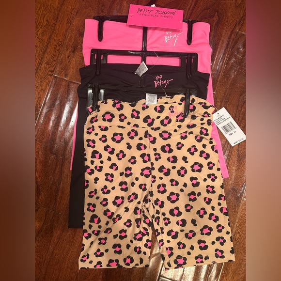 Betsey Johnson Kids soft bike shorts Set - Pink, Black, and Tan Leopard NWT 12 - Picture 2 of 6